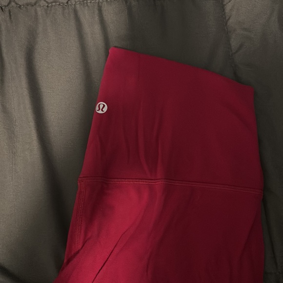 Lululemon - Picture 4 of 4